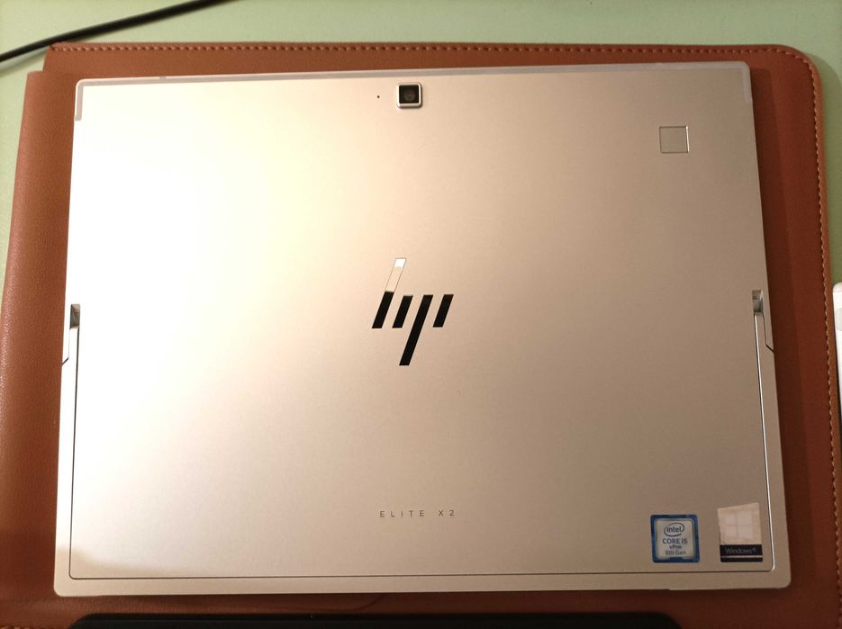 HP Elite x2 G4 - универсален 2-в-1 таблет/лаптоп