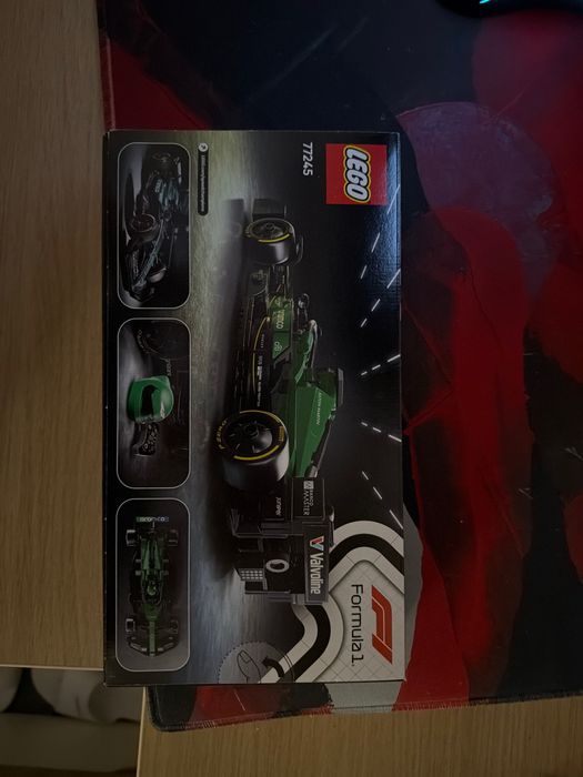 Lego Formula 1 - Aston Martin (сезон 24/25) НЕРАЗОПАКОВАН