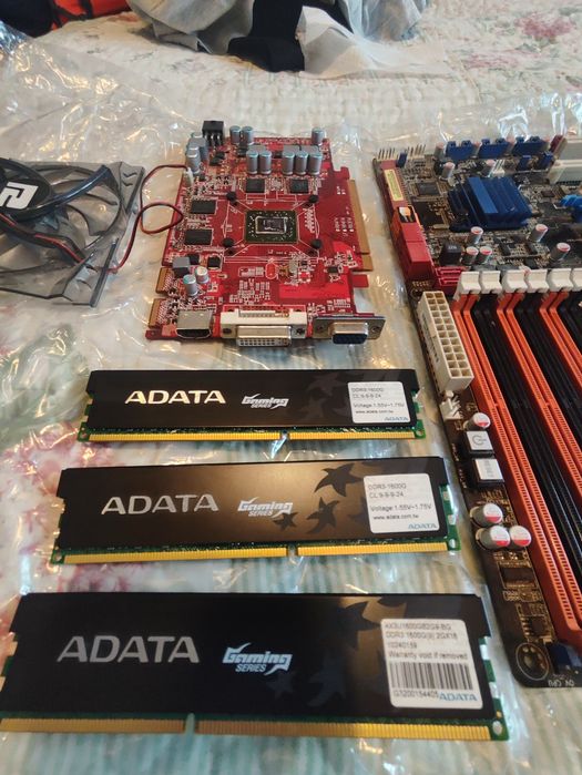 Комплект: ASUS X58 P6T + i7-930 + 6GB DDR3(3x2GB) + Radeon HD 5770