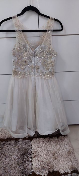 Rochie scurtă crem ocazie XS