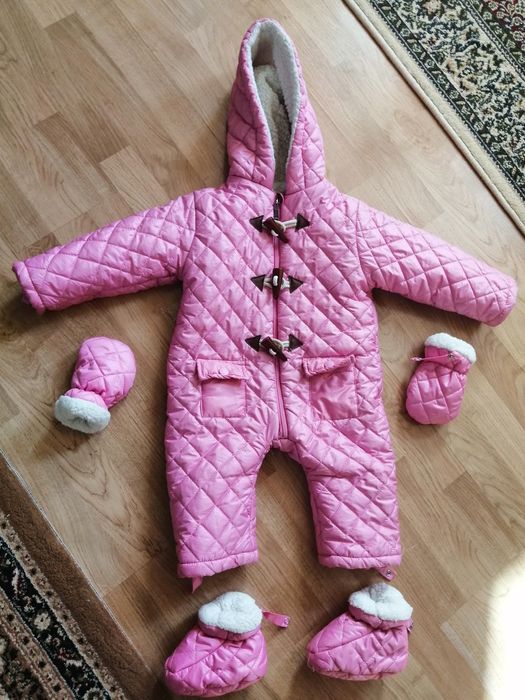 Комбинезон на девочку зимний