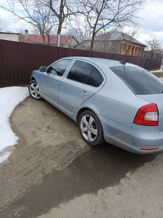 Vând Mașină Skoda Octavia
