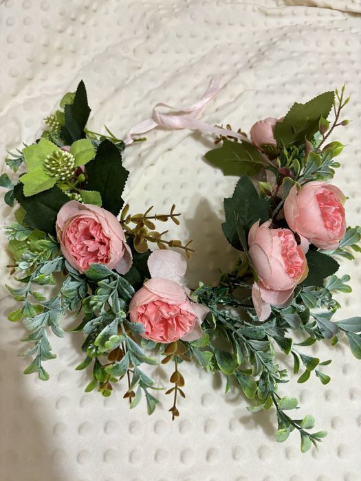 Венок на голову.