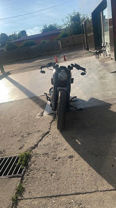 Harley-Davidson v-rod