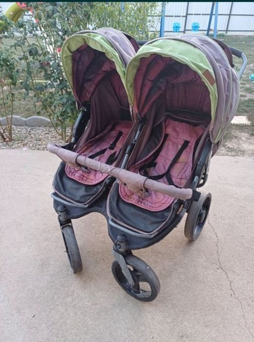 Carut gemeni reglabil