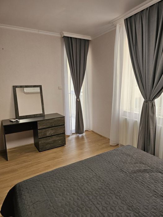 Продава се Тристаен апартамент в Варна, Бриз - 119 кв.м за 2353 €/кв.м - Снимка #10
