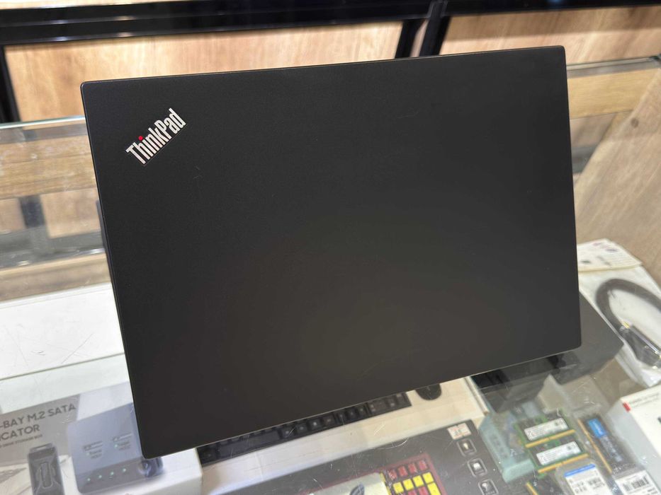 Lenovo ThinkPad T14s AMD 7 PRO 4750U озу16гб 256ssd