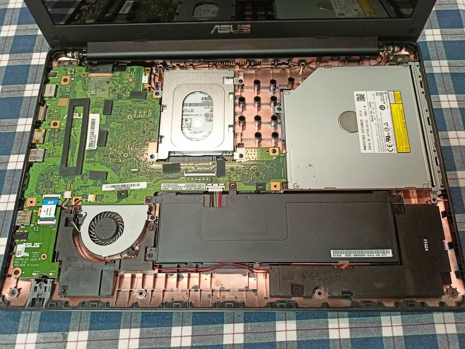 Elemente Asus R515M P553M