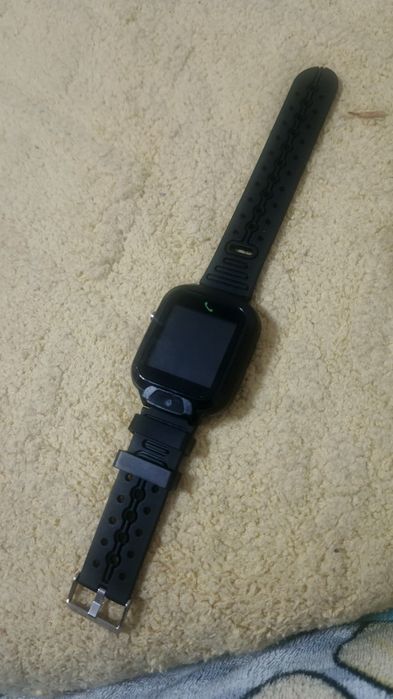 Продам смарт часы детские