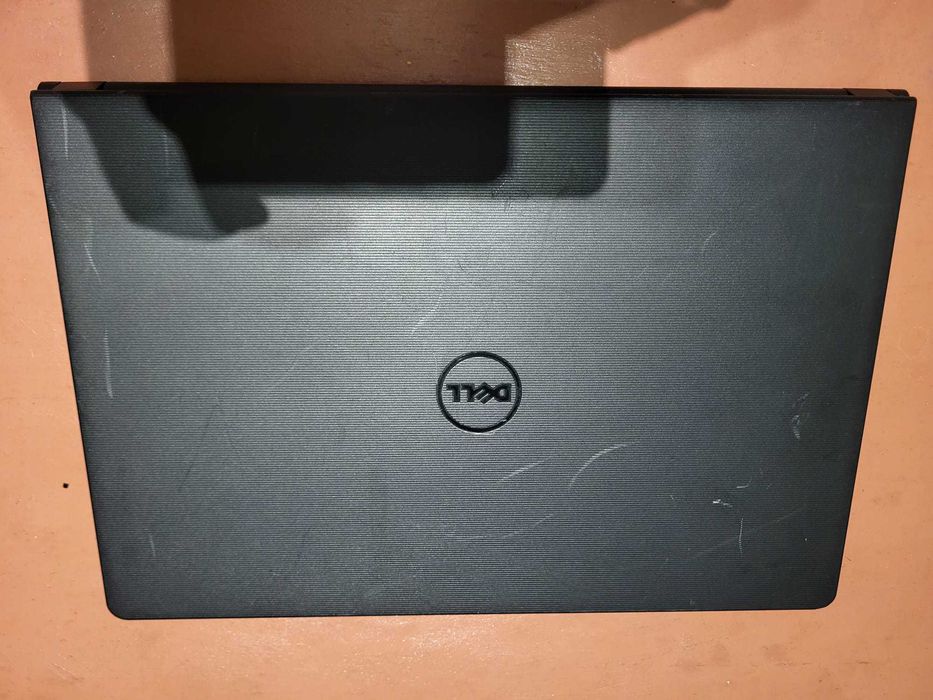 DELL 15.6" Inspiron 15 Intel Celeron 3215U 1.7Ghz 8GB DDR3L 500GB SSHD