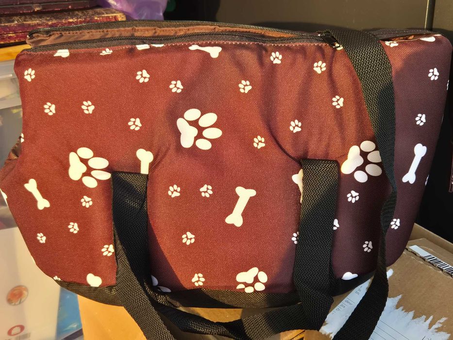 Vand geanta rezistenta pentru transport animal mic