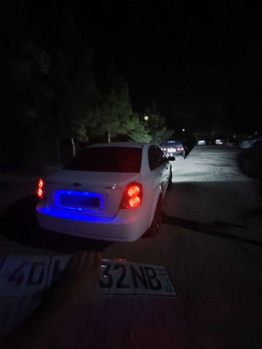 Chevrolet Lacetti / Gentra 2010 — 2