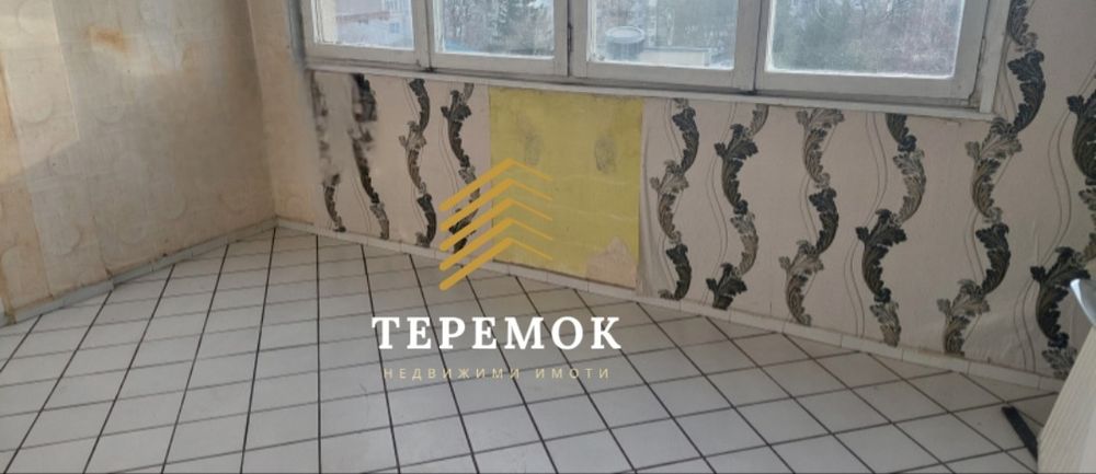 Продава се Едностаен апартамент в Шумен, Добруджански - 40 кв.м за 1441 €/кв.м - Снимка #2