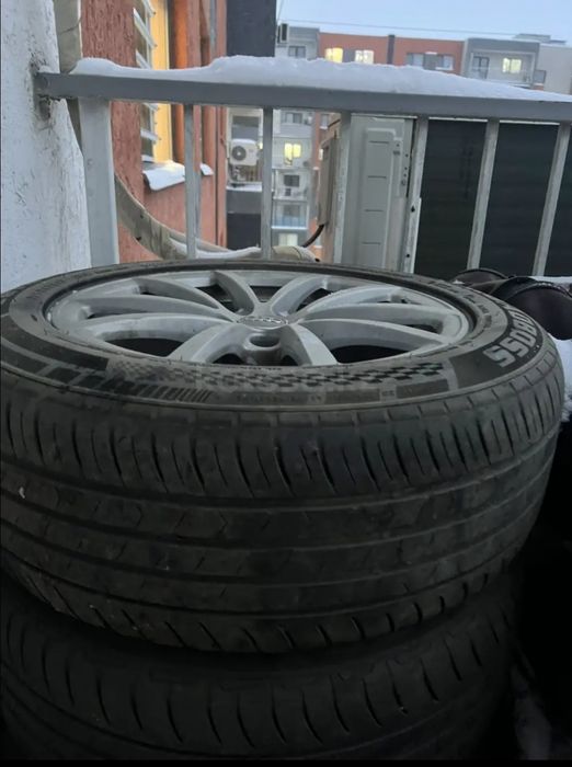 Шины без дисков 225/55/R17