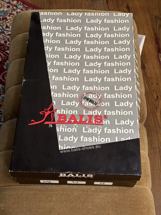 Ботуши 38 номер черни