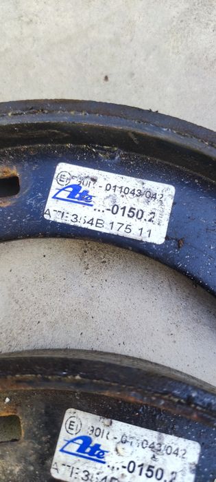 Колодки ручника БМВ е34