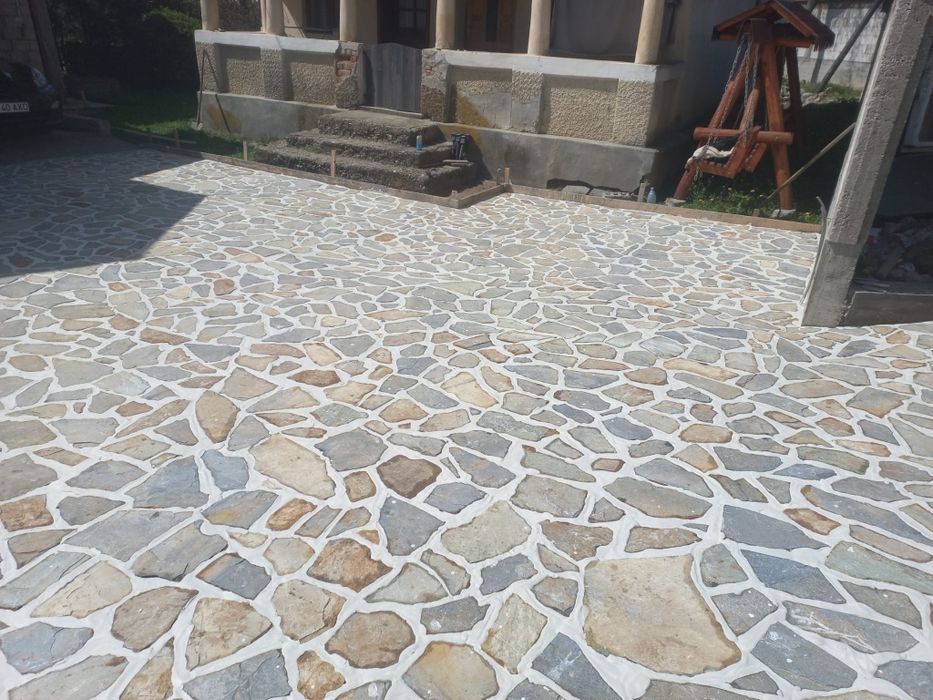 Piatră naturală de munte premium – rezistență pe viață, aspect deosebit