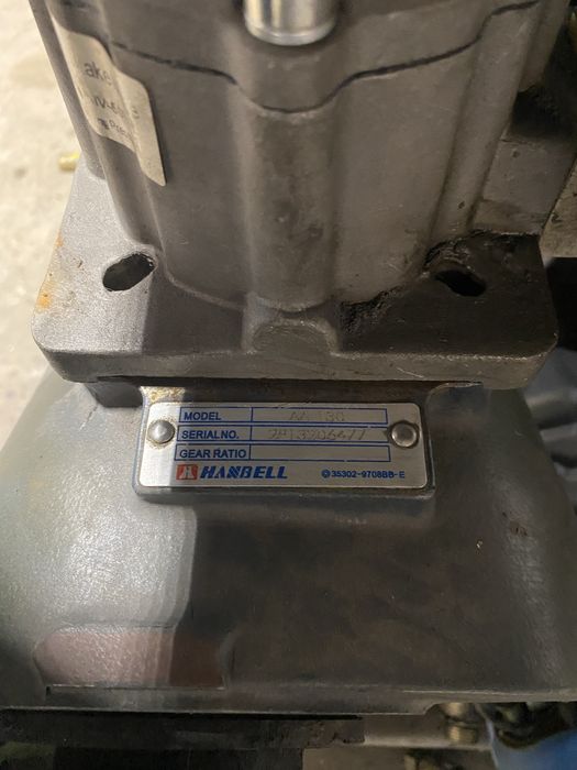 Продаю винтовой компрессор