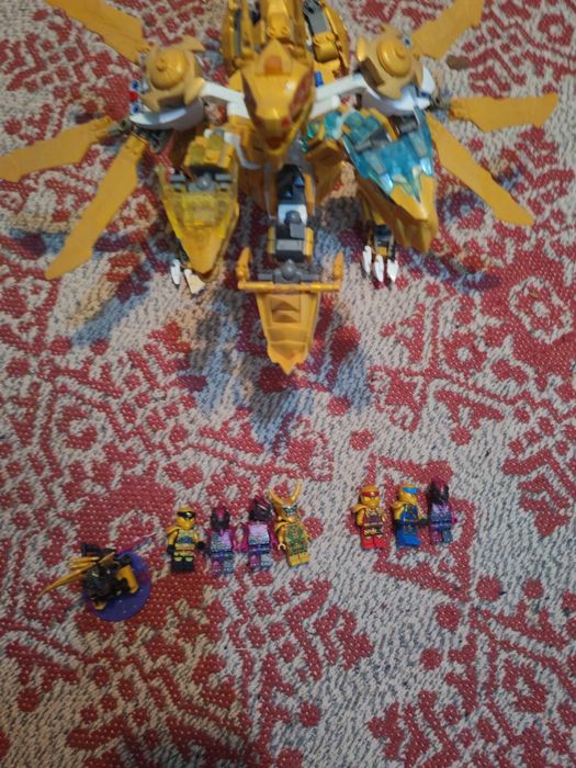 Vând seturi lego,și toate și la bucata,este negociabil,sunt in stare super buna dar lipsește cate ceva