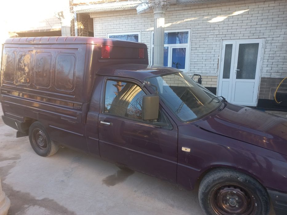 Иж фургон 2717 сотилади