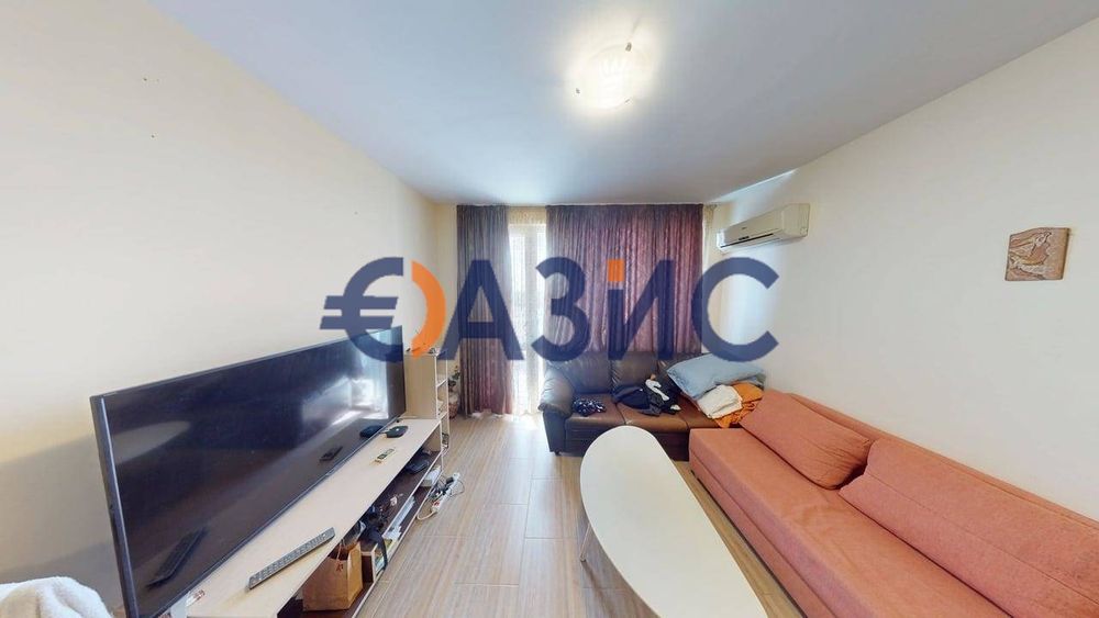 Продава се Двустаен апартамент в с. Кошарица, Област Бургас - 64 кв.м за 518 €/кв.м - Снимка #3