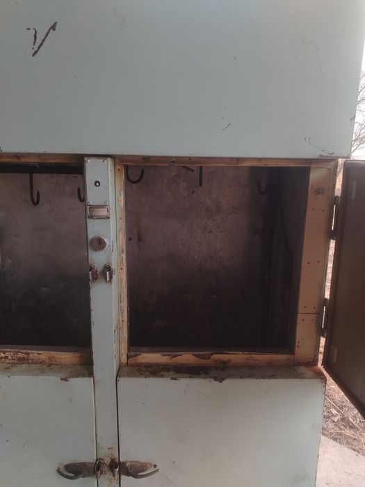 Xaladelnik sotiladi xolati yaxshi