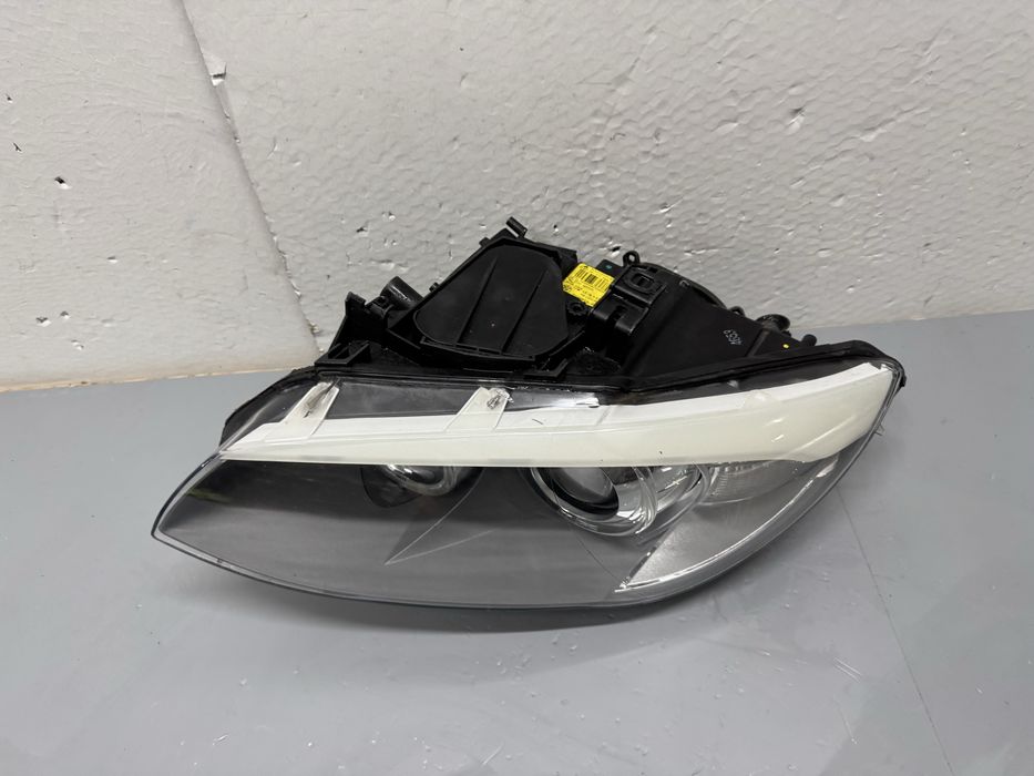 Far Bmw E92 E93 lci xenon 2009-2012 stanga