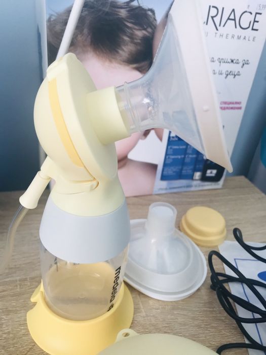 Помпа за кърма MEDELA