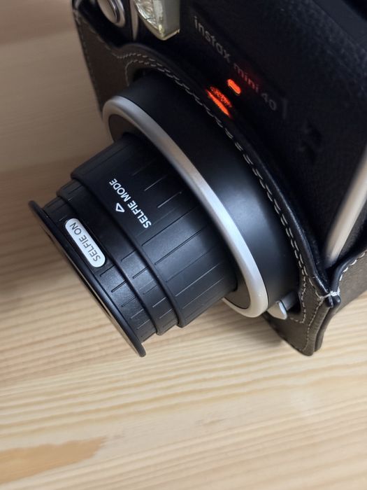 Продам Instax mini 40