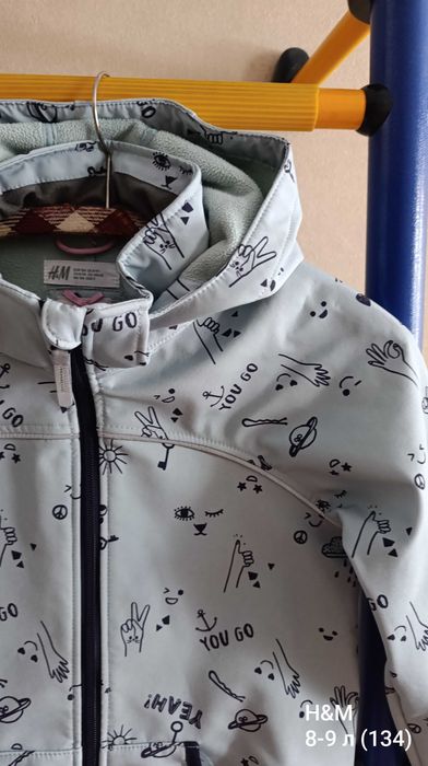 Лёгкая softshell куртка H&M