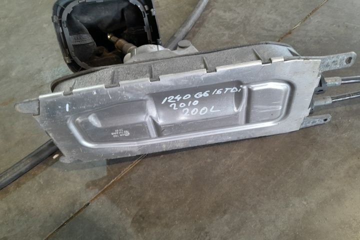 Timonerie cutie de viteza 1K0711061C 1K0711061C Volkswagen VW Golf a