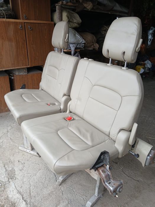 Сиденье 3 ряда Ленд крузер 200