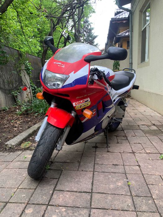 Honda CBR 600 F - fara modificari, toate piesele originale