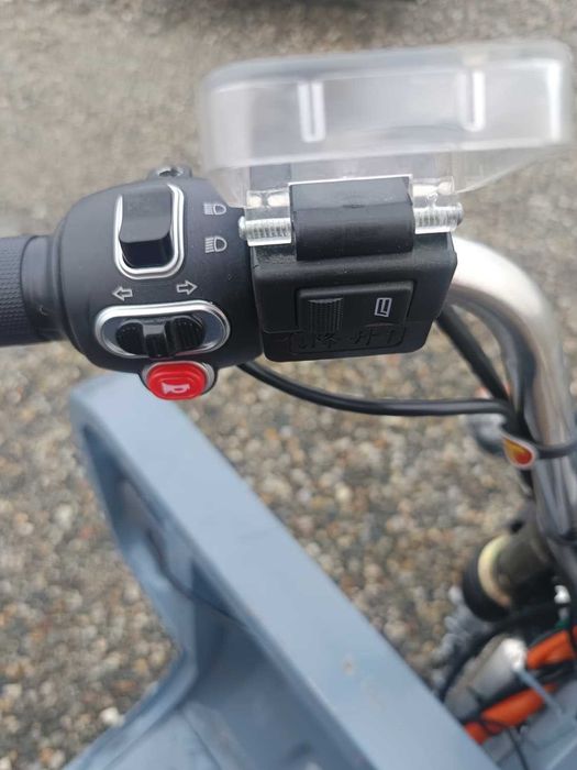 Forte 1000 Cargo – Triciclu electric cu basculare hidraulică