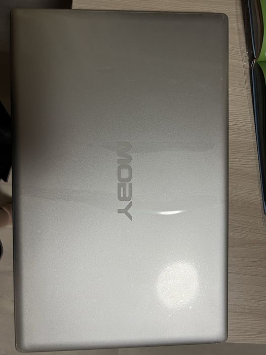 Продам ноутбук на запчасти.