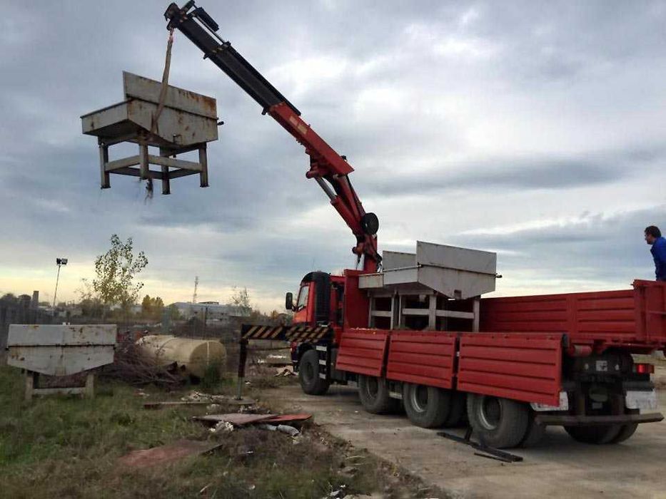Inchiriere camion cu macara - Automacara - Premium Utilaje - macarale de inchiriat