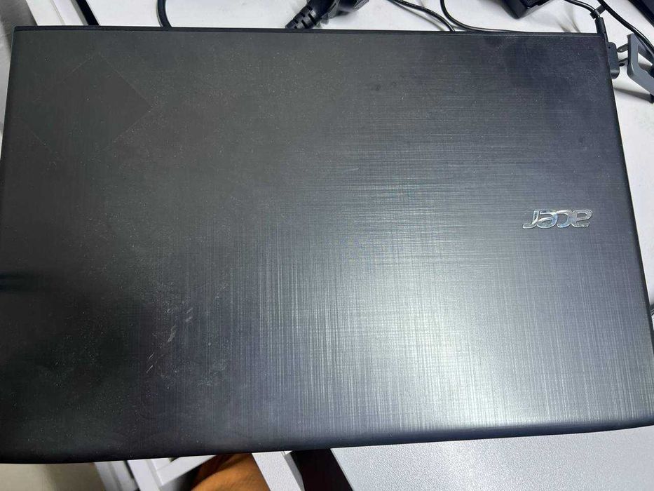 Марка ноутбуки :  Acer