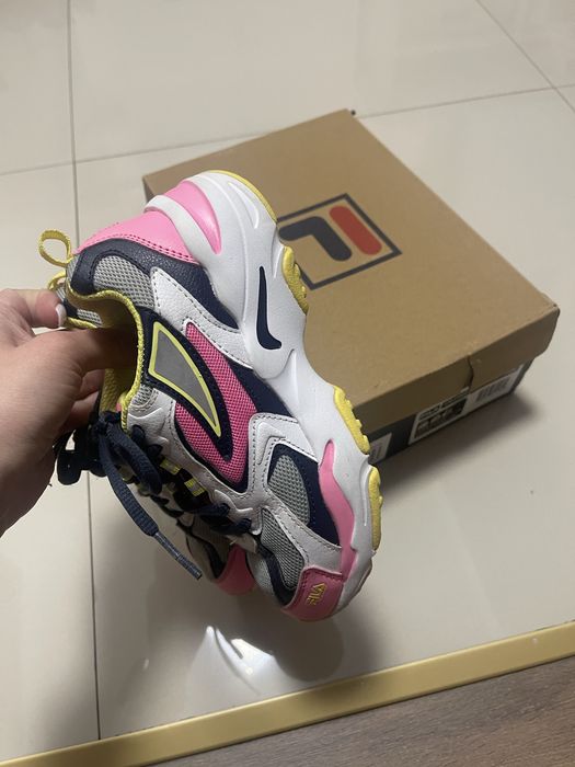 Adidasi Fila pt fetite