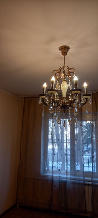 Люстра в гостиную