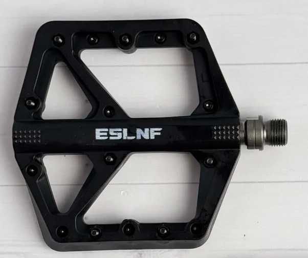 Нейлоновые педали на промподшипниках