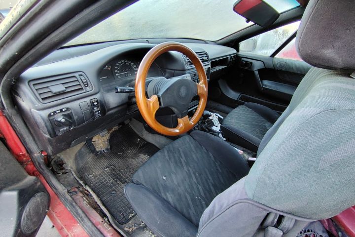 Lampa / Tripla stop stanga pe aripa Opel Calibra 1996 2.0 MT (116 hp)