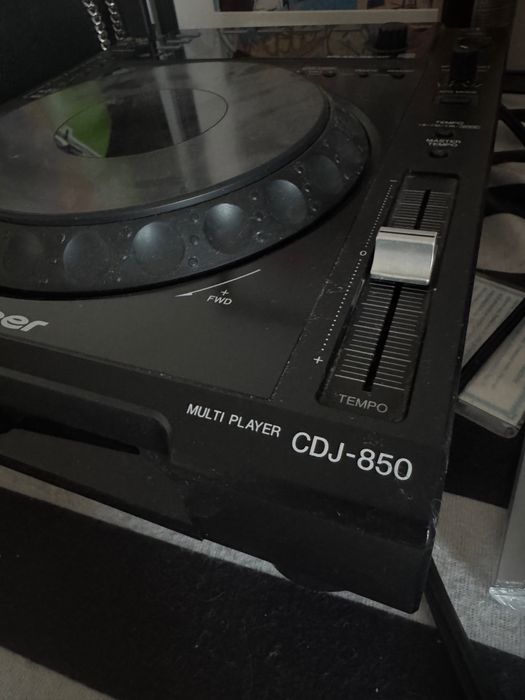 2 Playere Pioneer CDJ 850