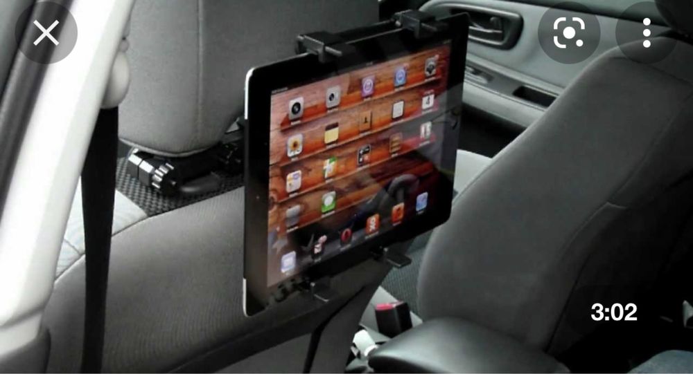 Крепления для планшета в автомобиль.