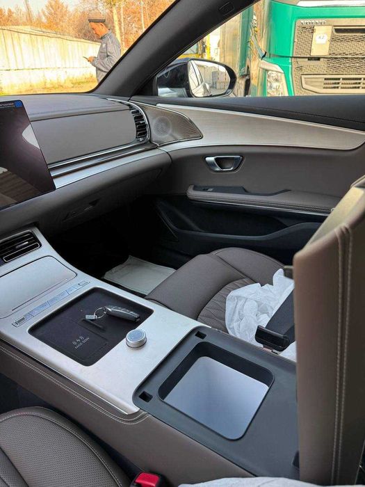 Byd Han 635 podzakaz