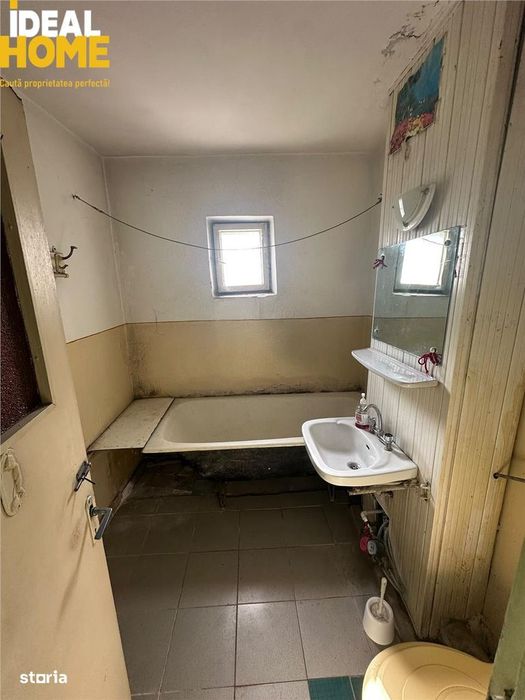 Apartament 2 Camere Decomandat Nicolina - Prima Statie