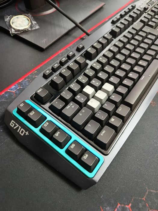 Tastatura Logitech G710 Plus Gaming Mecanica, USB, Negru impecabila ...