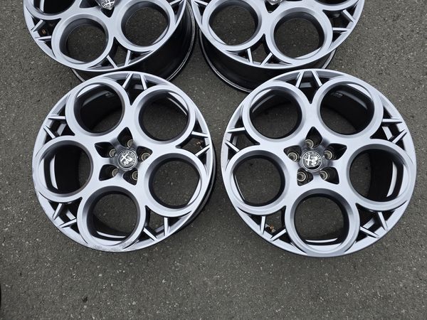 21цола Alfa Romeo Алфа 4бр Оригинални