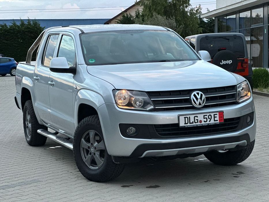 VOLKSWAGEN Amarok