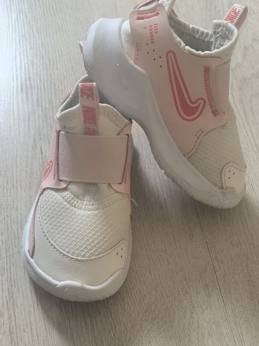 Найк размер 22 носени са не повече от 3-пъти,оказаха се малки!