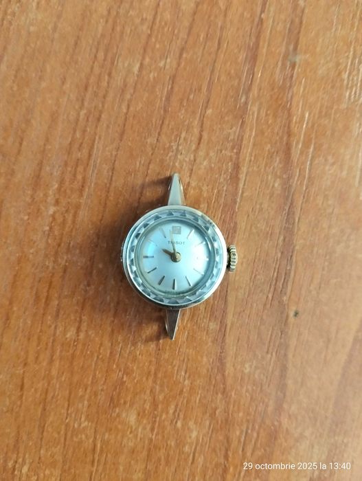 Ceas mecanic elvetian Tissot din aur 14k pentru dame